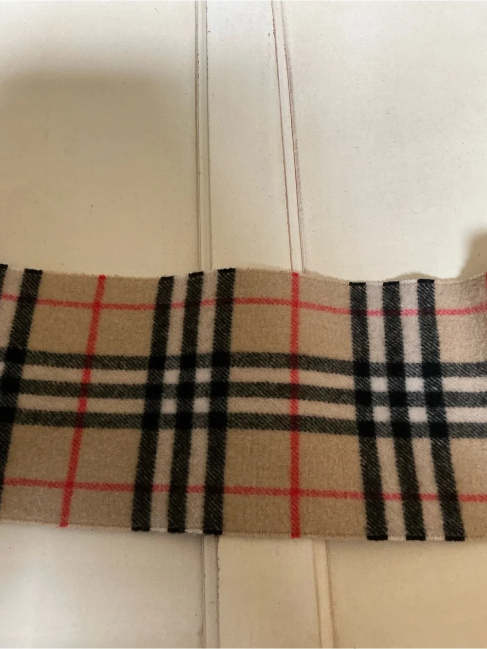 BEAUTIFUL BURBERRY CASHMERE FRINGE SCARF IN SAND BEIGE PERFECT CONDITION
